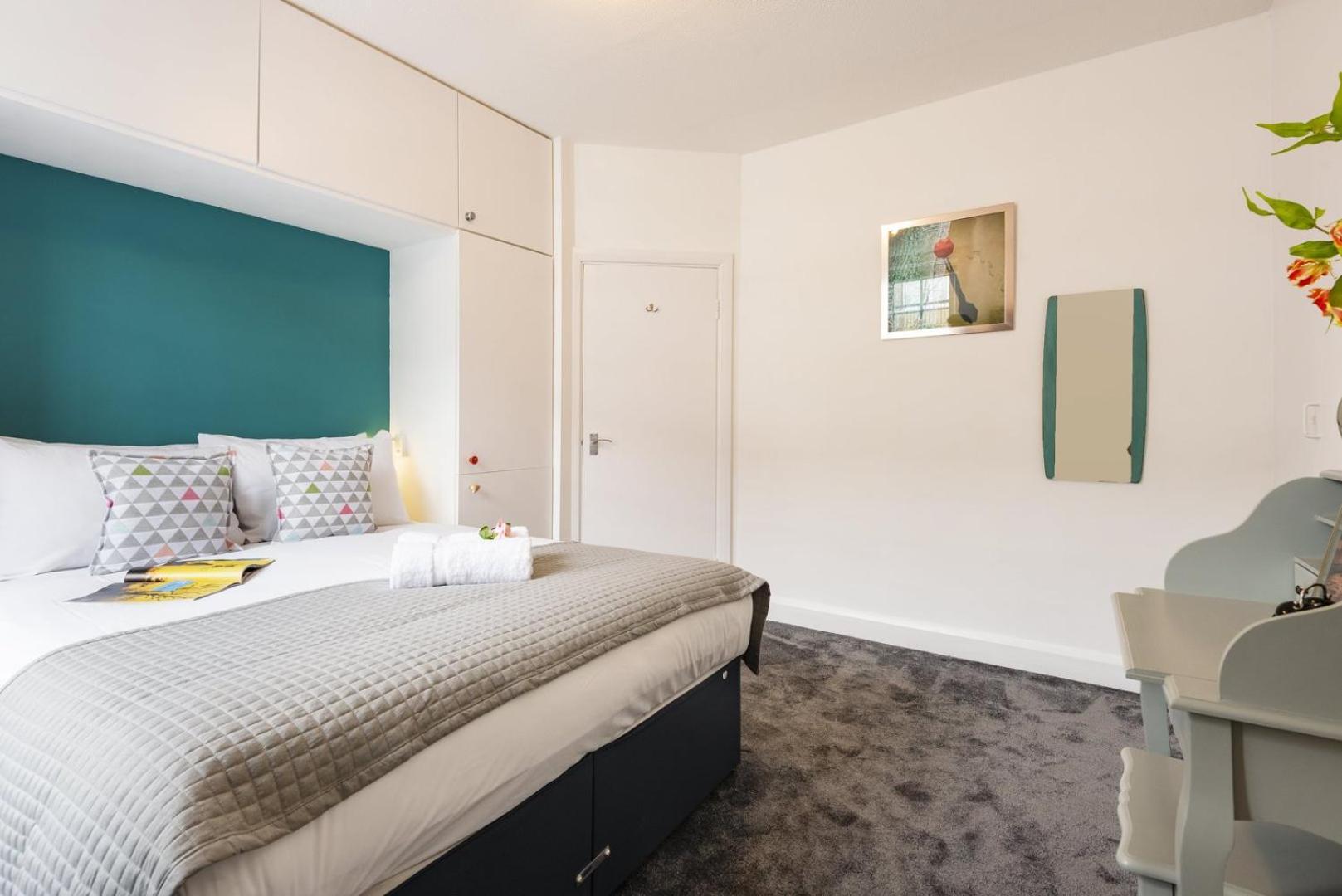 Lovely Portobello Near Westbourne Park Apartment *